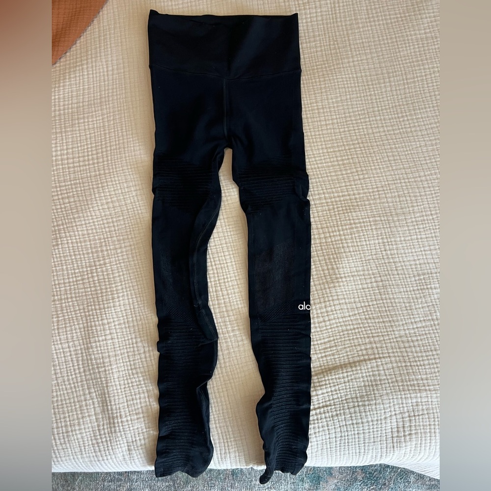 Alo Yoga Moto Legging